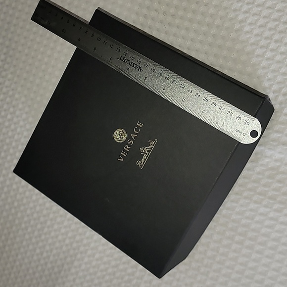 Versace Storage Box - Picture 3 of 10